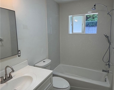 761 S Garfield - Photo Thumbnail 8
