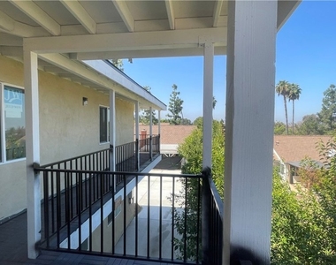 2318 Blue Haven Drive - Photo Thumbnail 5
