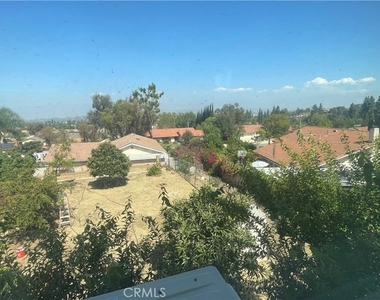 2318 Blue Haven Drive - Photo Thumbnail 21