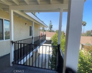 2318 Blue Haven Drive - Photo Thumbnail 6