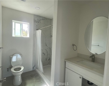 2318 Blue Haven Drive - Photo Thumbnail 19