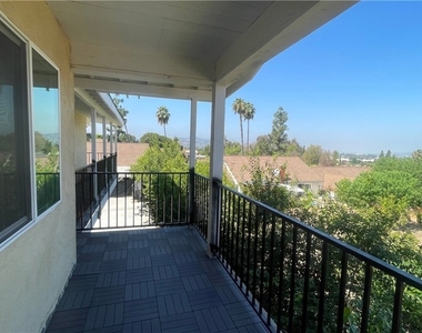 2318 Blue Haven Drive - Photo Thumbnail 4
