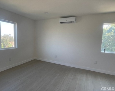 2318 Blue Haven Drive - Photo Thumbnail 17