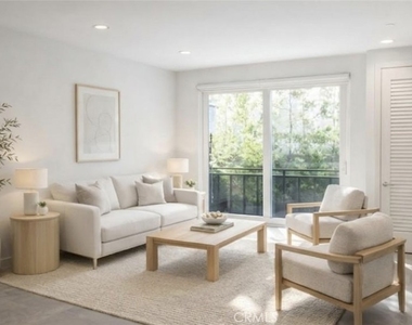 214 S Westmoreland - Photo Thumbnail 5