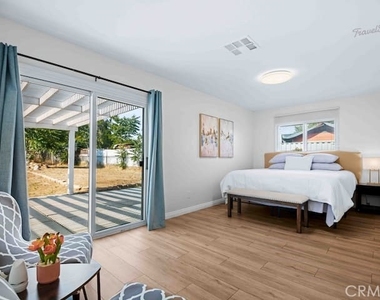 321 E Maple Street - Photo Thumbnail 48