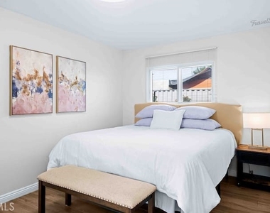 321 E Maple Street - Photo Thumbnail 39