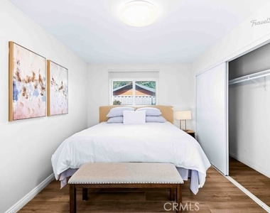 321 E Maple Street - Photo Thumbnail 17