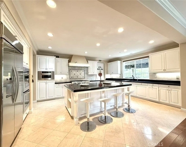 1009 Newhall Terrace - Photo Thumbnail 3