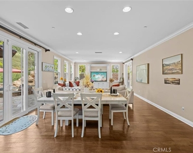 1009 Newhall Terrace - Photo Thumbnail 4