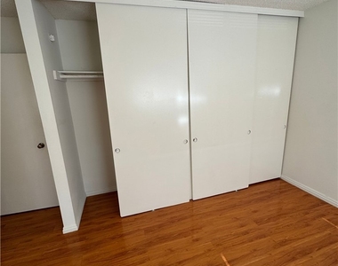 805 S Stoneman - Photo Thumbnail 11