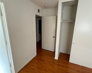 805 S Stoneman - Photo Thumbnail 12