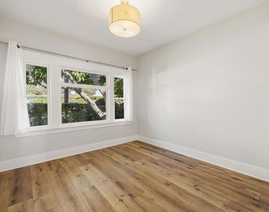 732 Poli Street - Photo Thumbnail 11