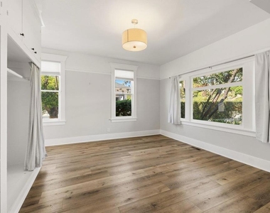 732 Poli Street - Photo Thumbnail 10