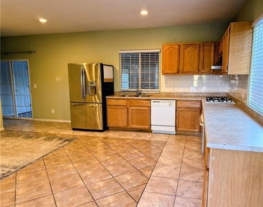 11730 Concord Court - Photo Thumbnail 6