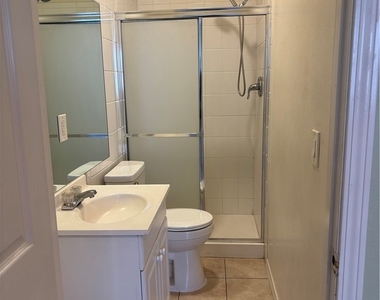 11730 Concord Court - Photo Thumbnail 7
