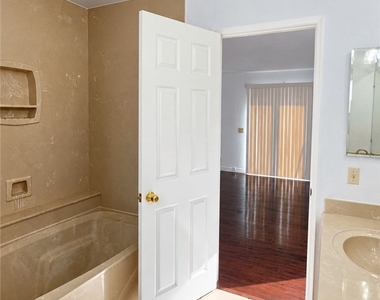 7934 E Saffron Street - Photo Thumbnail 17