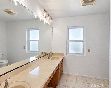7934 E Saffron Street - Photo Thumbnail 16