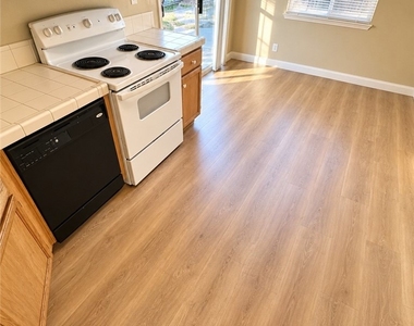 30485 Iron Bark Court - Photo Thumbnail 5