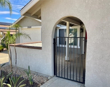 33550 Harvest Way E - Photo Thumbnail 2