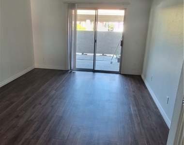 200 E Alessandro Boulevard - Photo Thumbnail 4