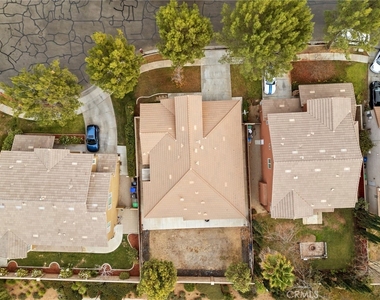1829 Overland Court - Photo Thumbnail 41