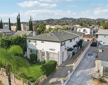 4427 Camero Avenue - Photo Thumbnail 14
