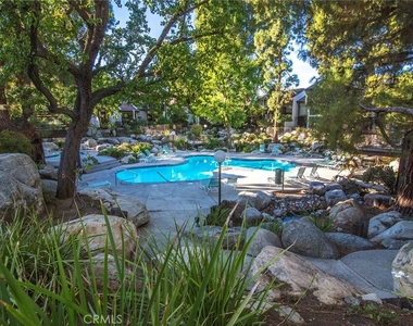 21535 Erwin Street - Photo Thumbnail 23