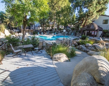 21535 Erwin Street - Photo Thumbnail 22