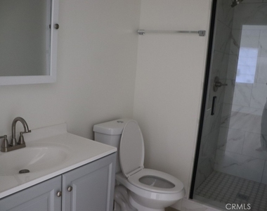 15711 Lassen Street - Photo Thumbnail 11