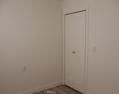 15711 Lassen Street - Photo Thumbnail 15