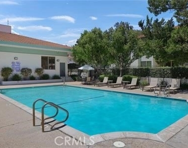 4722 Park Granada - Photo Thumbnail 16