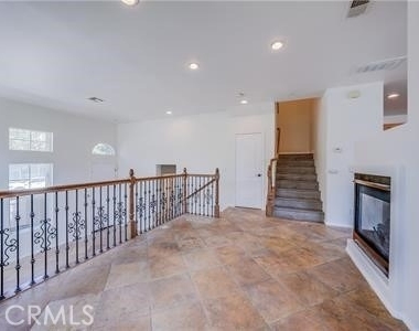 2119 Owens Drive - Photo Thumbnail 7