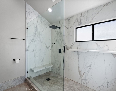 18328 Keswick Street - Photo Thumbnail 22