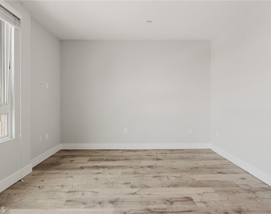5820 La Mirada Avenue - Photo Thumbnail 12