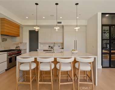 3525 May Street - Photo Thumbnail 12