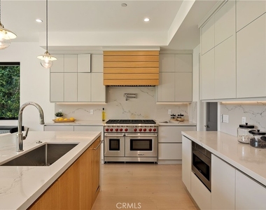 3525 May Street - Photo Thumbnail 13