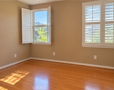 20827 Vercelli Way - Photo Thumbnail 14