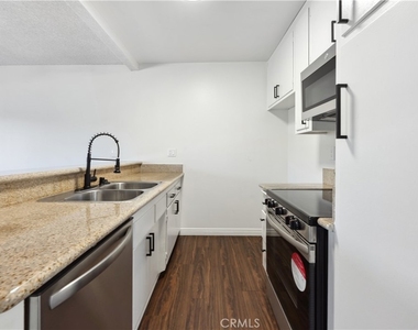 3656 Garnet Street - Photo Thumbnail 7