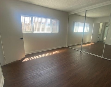 3656 Garnet Street - Photo Thumbnail 10