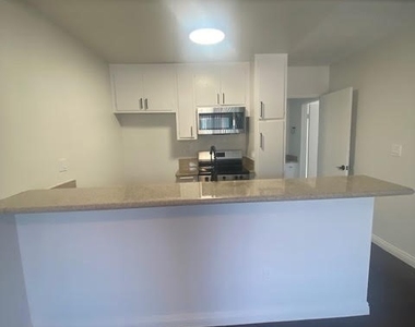 3656 Garnet Street - Photo Thumbnail 6