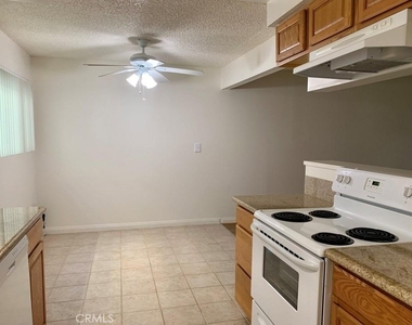 1222 Amethyst Street - Photo Thumbnail 7