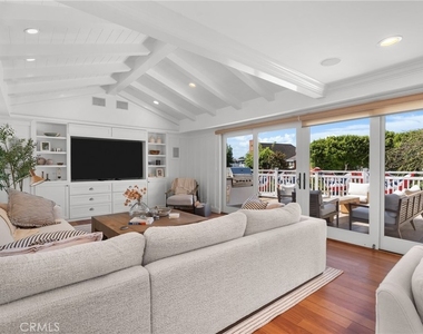 1701 E Balboa - Photo Thumbnail 10