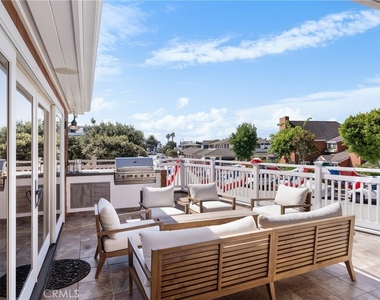 1701 E Balboa - Photo Thumbnail 5