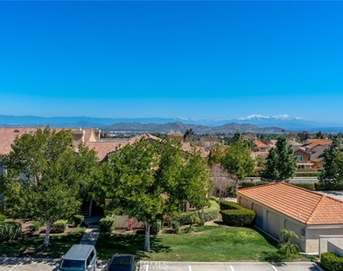2380 Del Mar Way - Photo Thumbnail 11