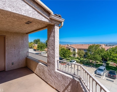 2380 Del Mar Way - Photo Thumbnail 23