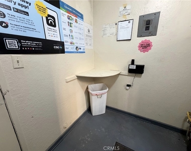 338 E Meats Avenue - Photo Thumbnail 16