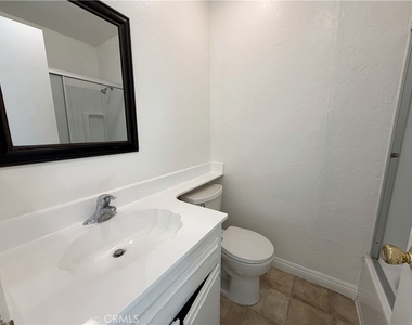 338 E Meats Avenue - Photo Thumbnail 8