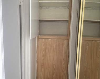 1015 N N Parton - Photo Thumbnail 7