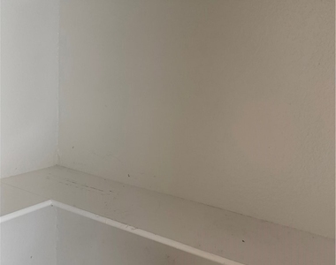 1015 N N Parton - Photo Thumbnail 4