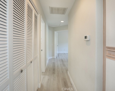 7839 E Viewrim Drive - Photo Thumbnail 11